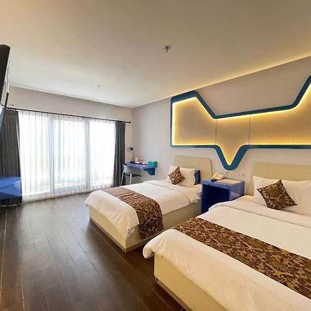 Golden Palace Hotel Batu Merah Экстерьер фото